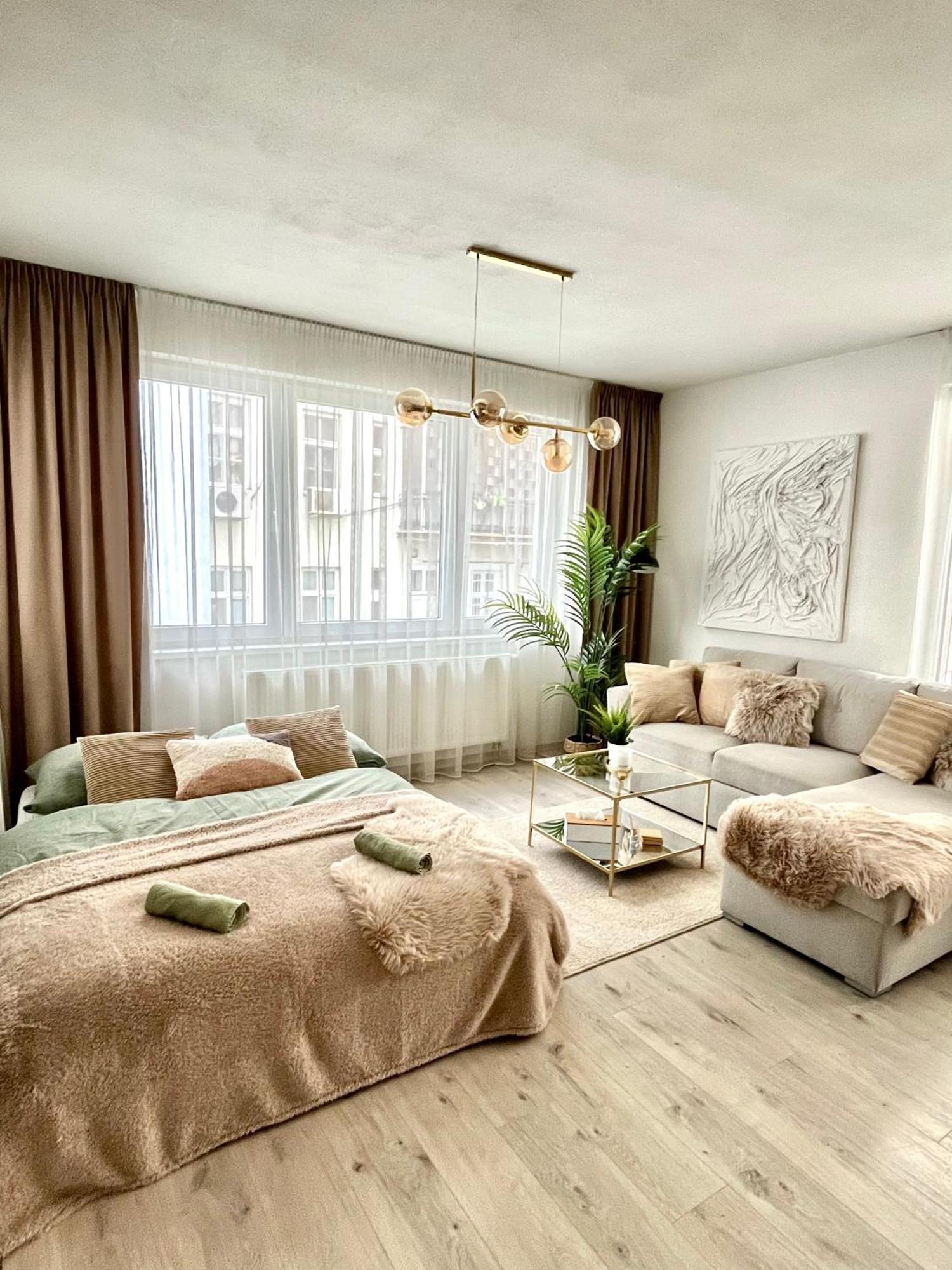 The Elite Ii Downtown Ac & Garage Parking Apartman Pozsony