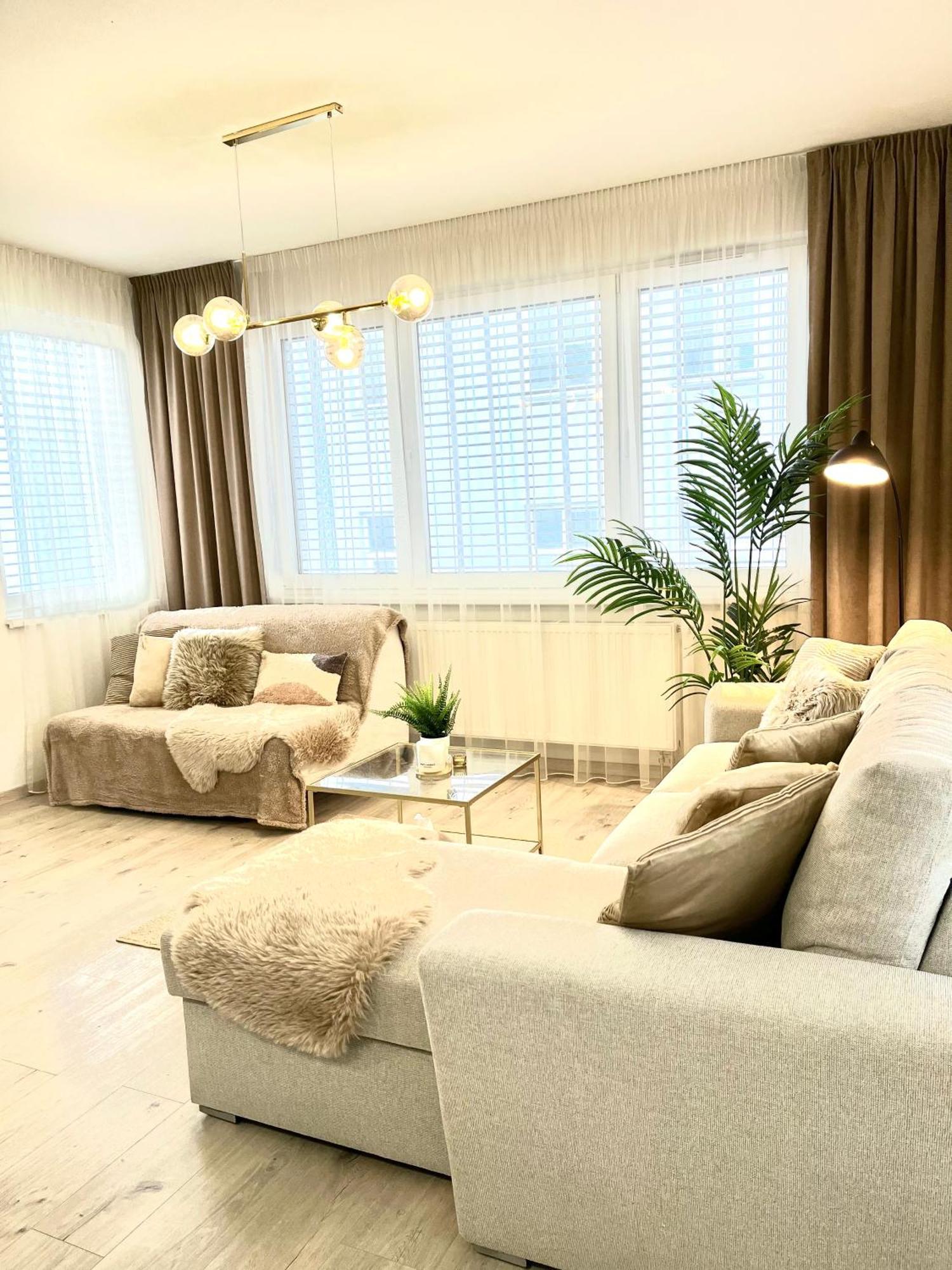 The Elite Ii Downtown Ac & Garage Parking Apartman Pozsony